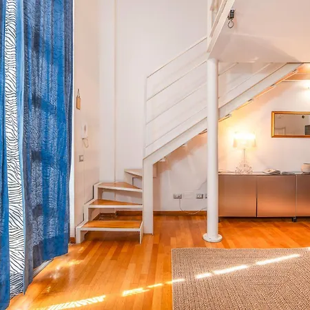 Loft Design On 3 Levels Near The Polytechnic Apartment *