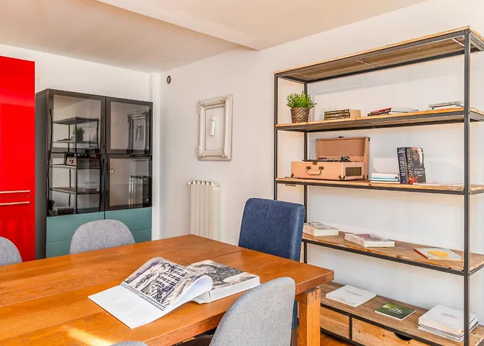 Loft Design On 3 Levels Near The Polytechnic Appartamento *